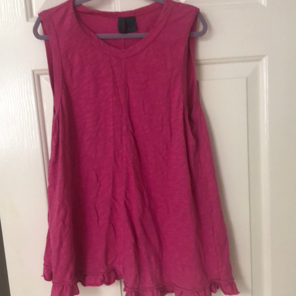 Pink sleeveless tank